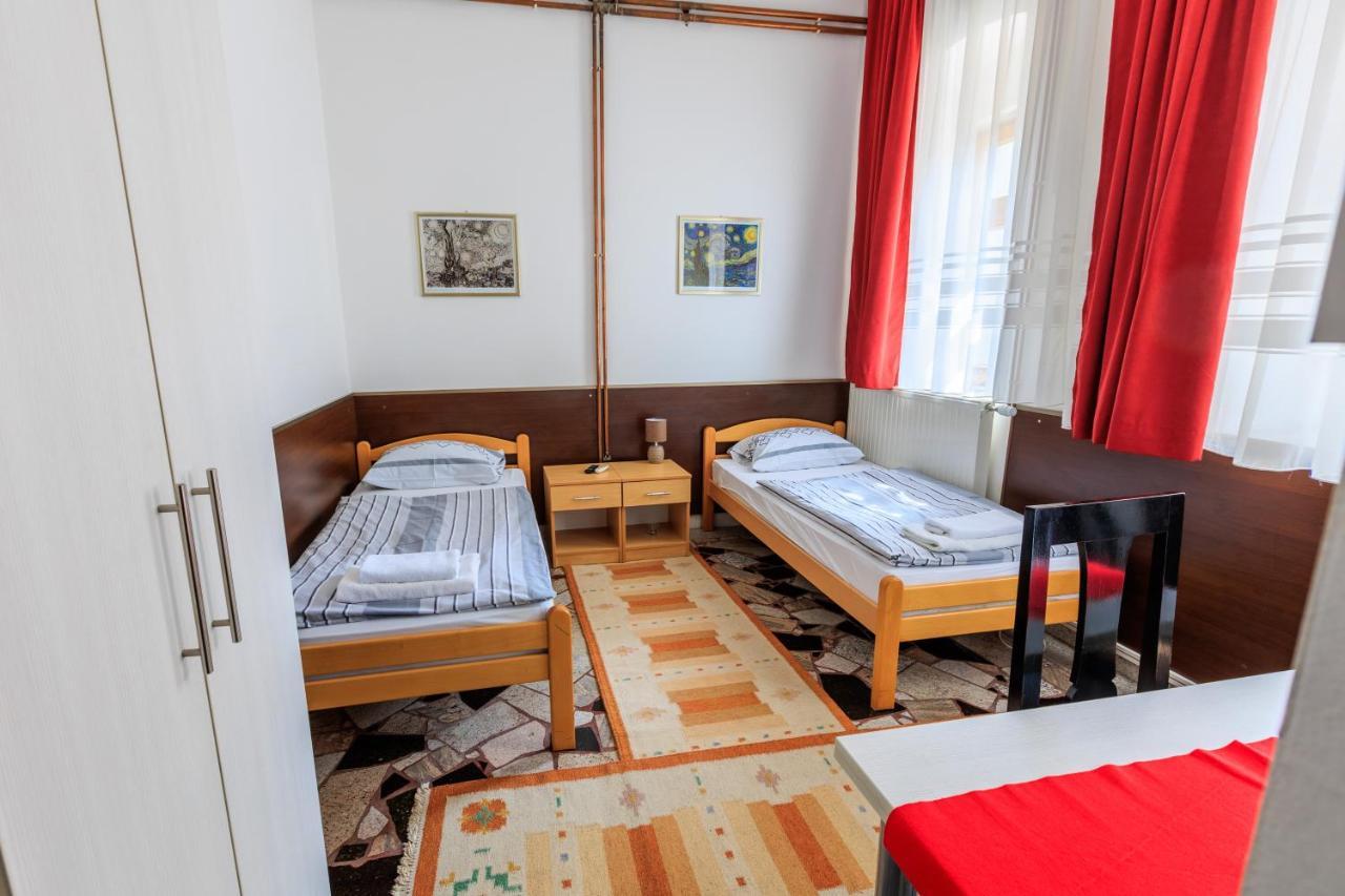 Apartments Villa Kobilj Баня-Лука Экстерьер фото