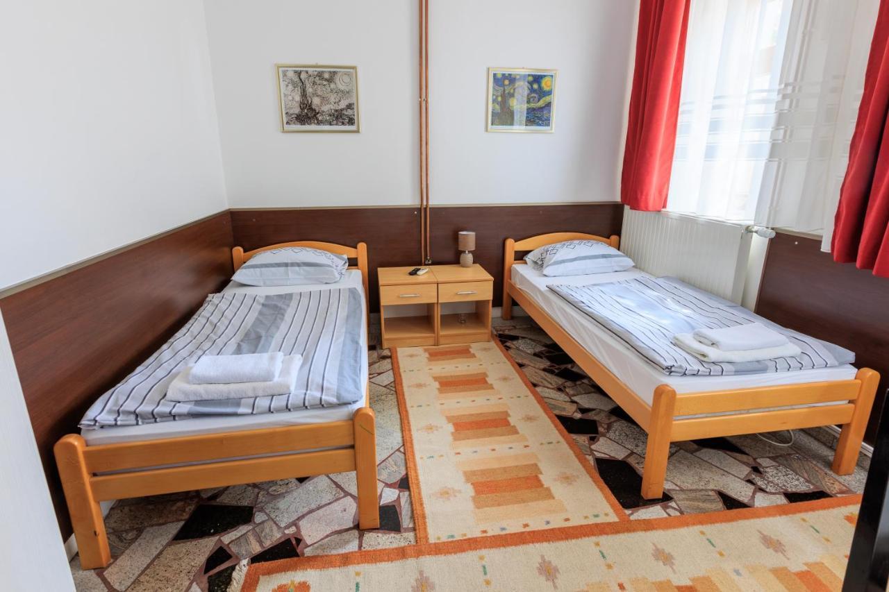 Apartments Villa Kobilj Баня-Лука Экстерьер фото