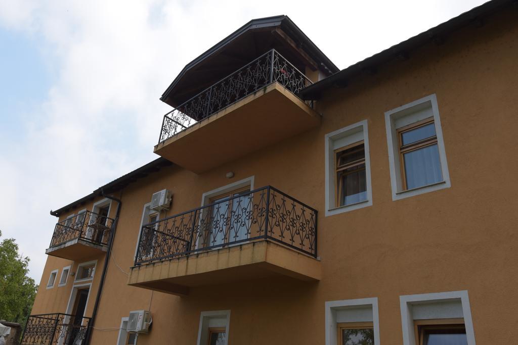 Apartments Villa Kobilj Баня-Лука Экстерьер фото